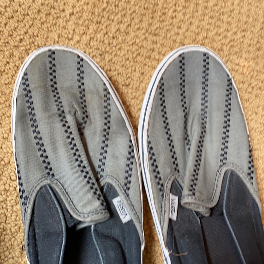 Vans - Picture 4 of 5